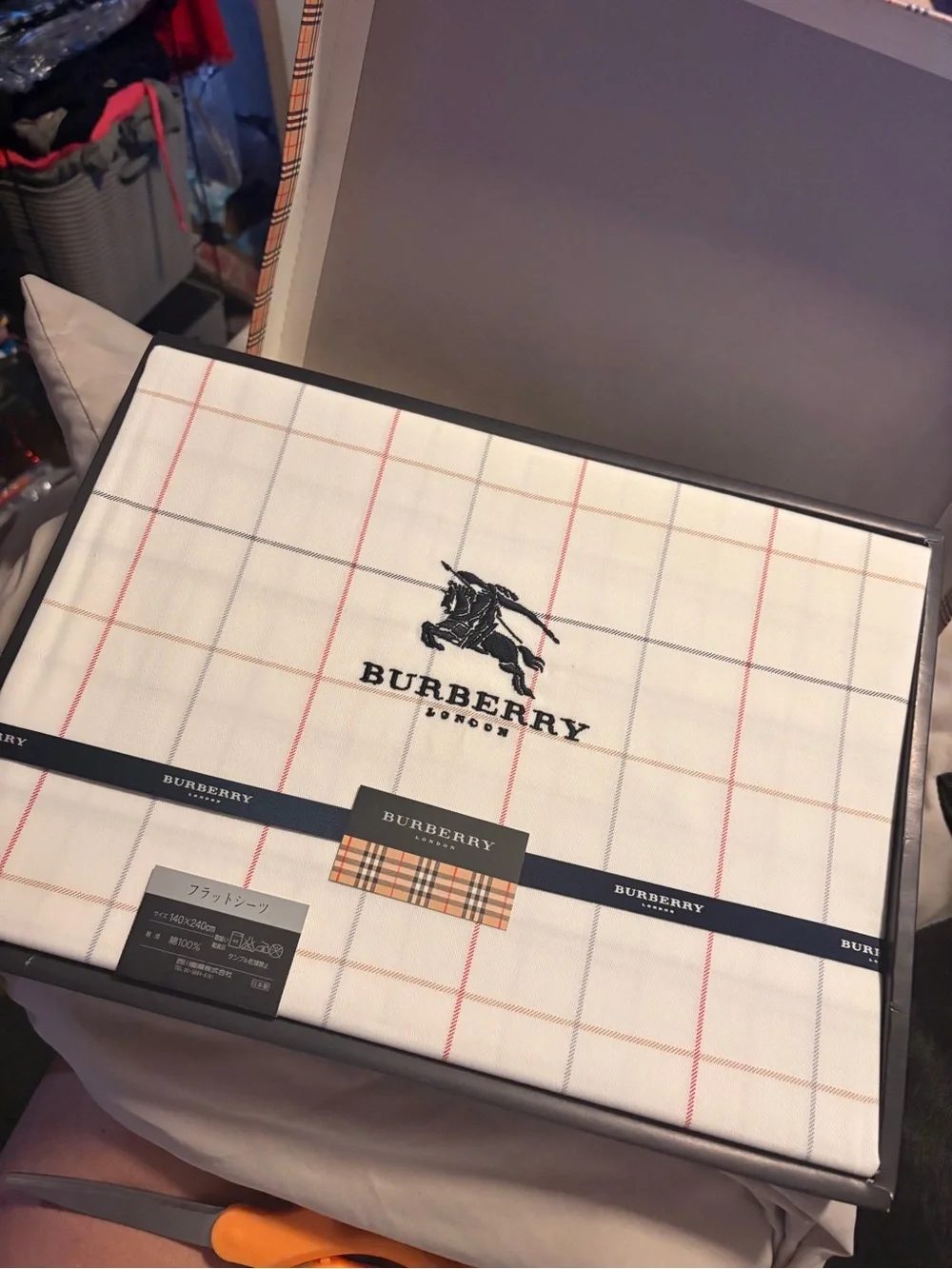 Burberry White Cotton Sheet with Red & Beige Windowpane